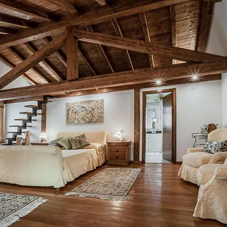 Enchanting Villa Allegra With Pool