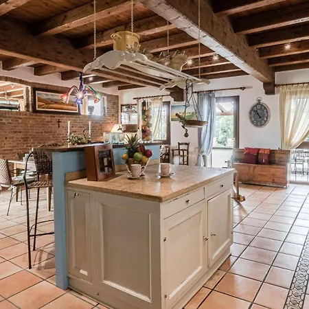 Apartment Enchanting Villa Allegra With Pool