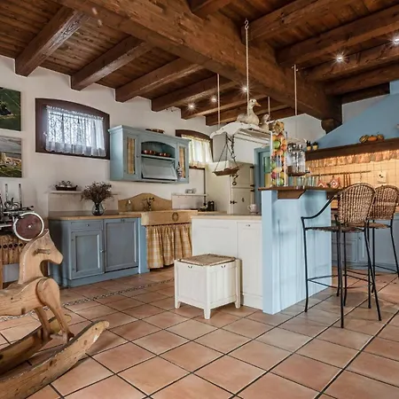 Enchanting Villa Allegra With Pool * Lido di Jesolo