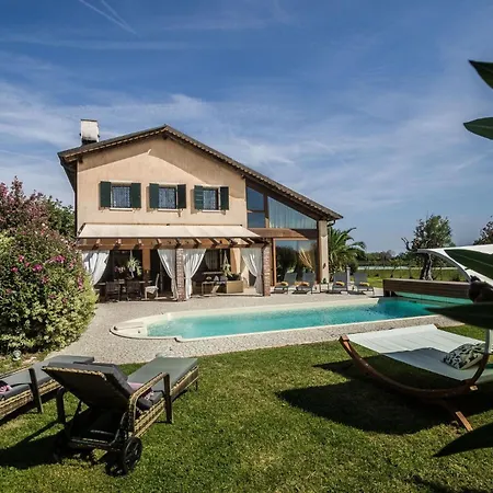Enchanting Villa Allegra With Pool Apartment